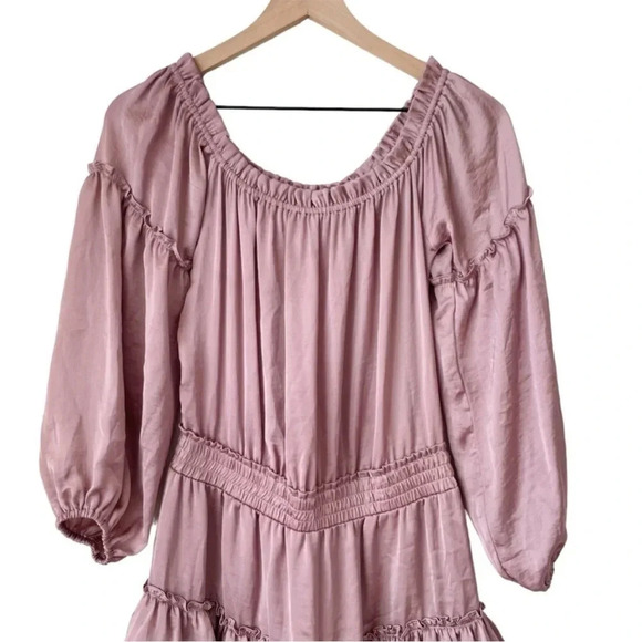 MISA Los Angeles Romi Dress Off the Shoulder Mauve
Size M - Picture 8 of 15
